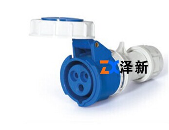 连接器